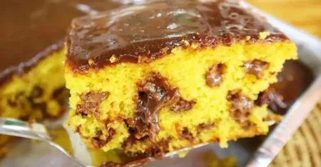 Bolo de Cenoura Trufado