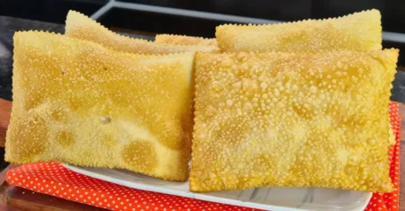 Pastel de Feira com 3 Sabores Diferentes